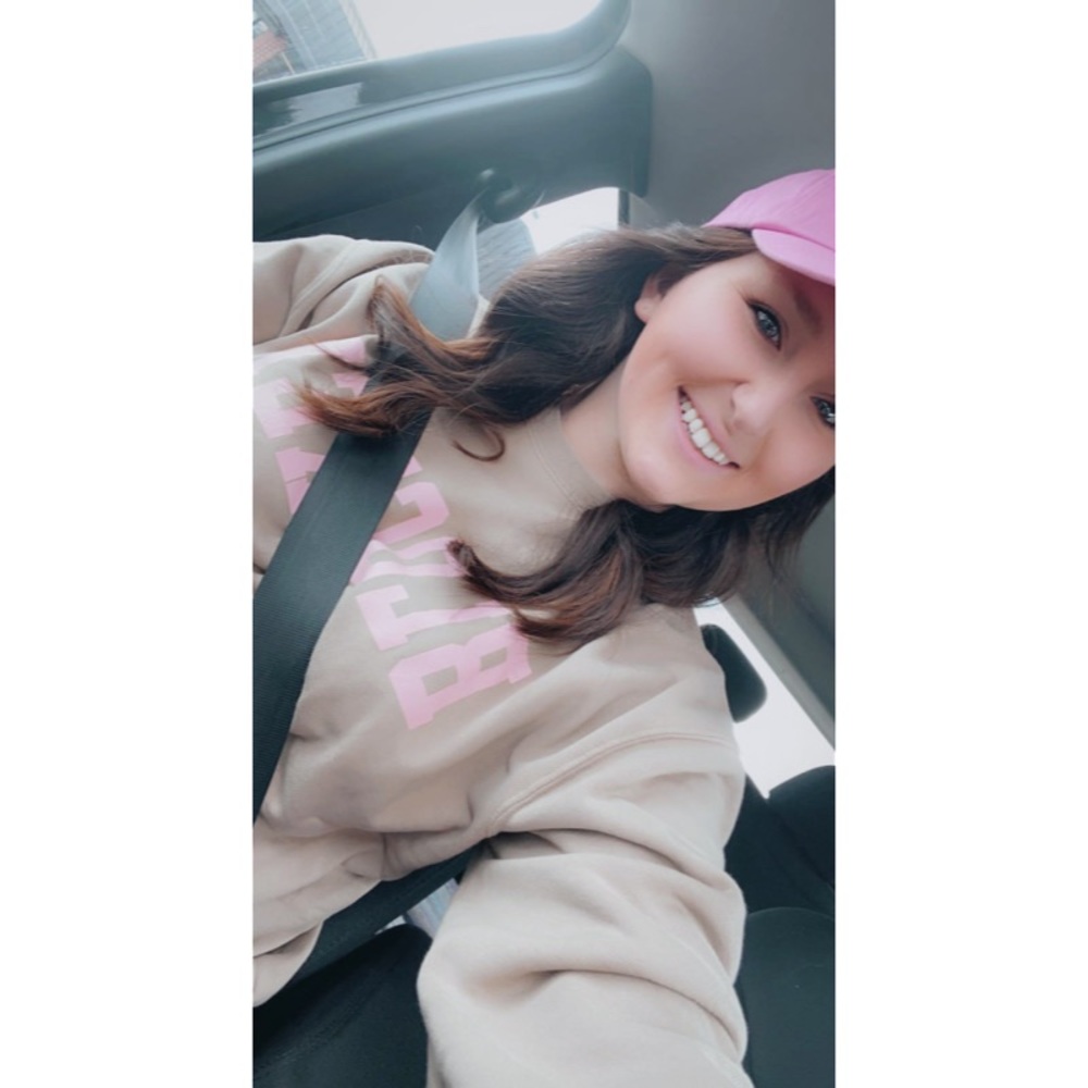 Meet your Posher, Danielle